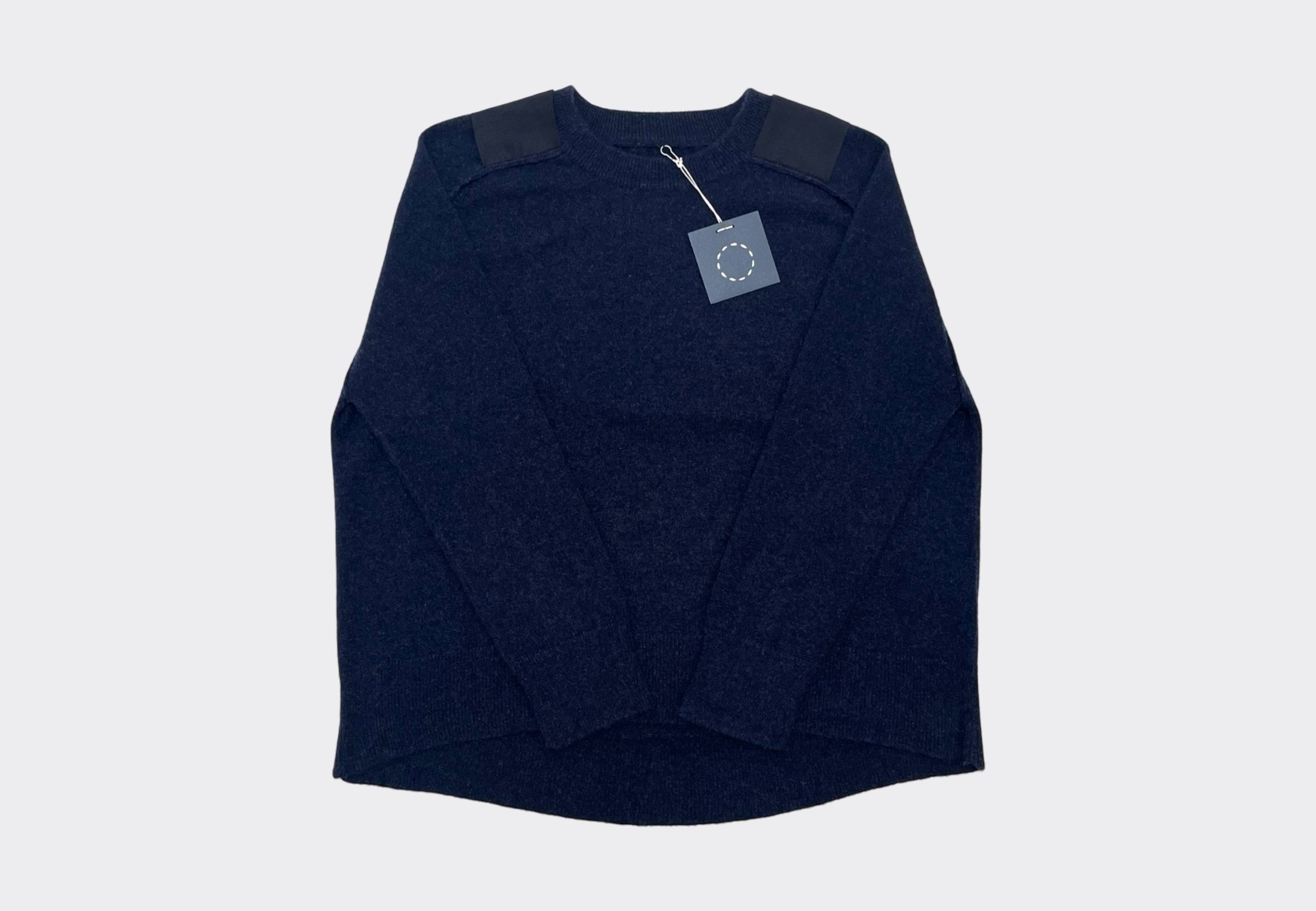 Sphere One AW24 The Clip cashmere sweater – Galaxy w/ Dark Navy  