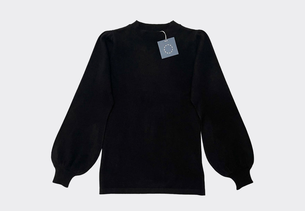 Front product shot slender fit cashmere sweater with voluminous sleeves in colour Black Irish design Sphere One